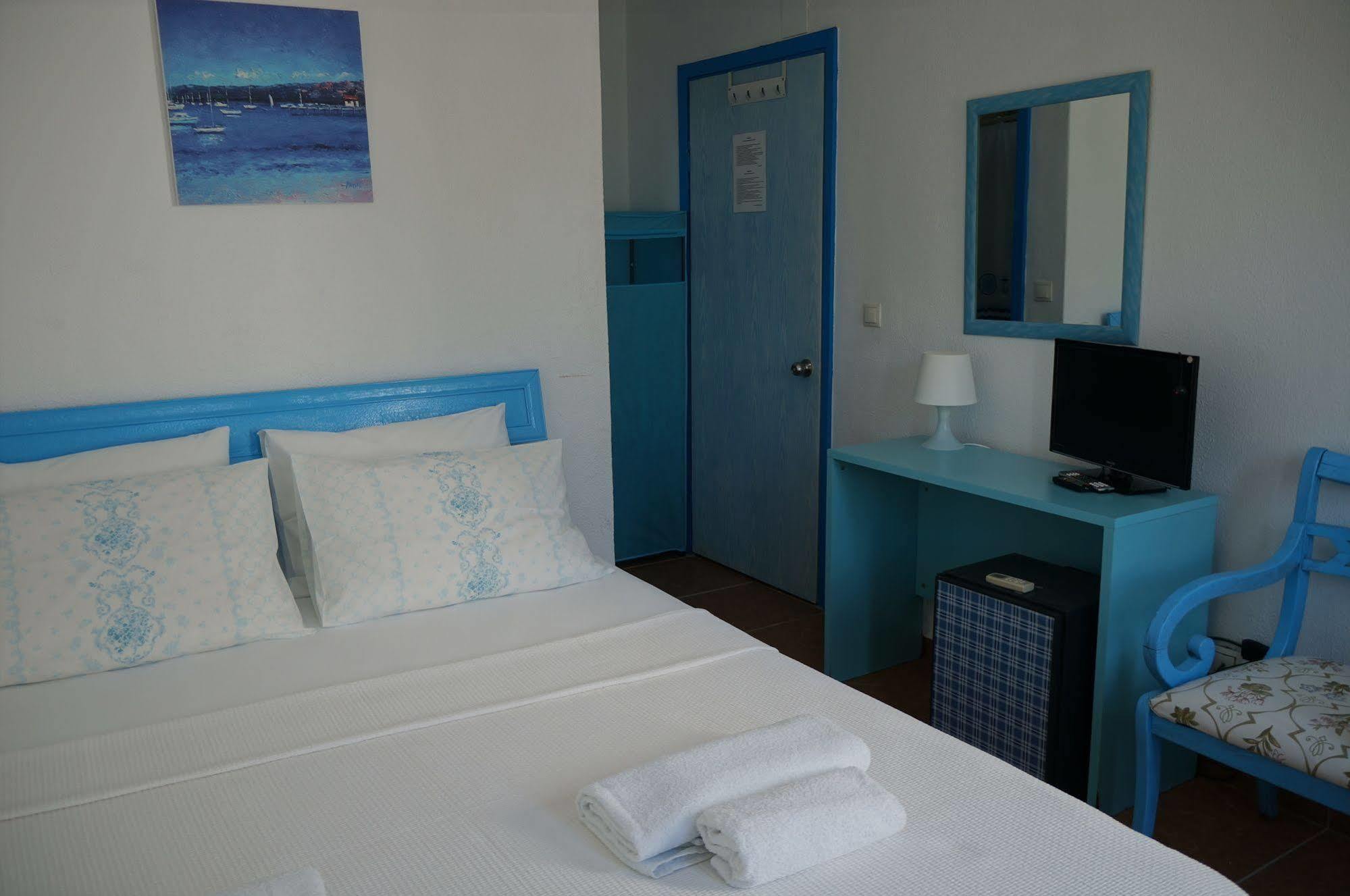 Esmana Hotel Bitez Esterno foto